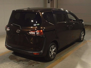 TOYOTA SIENTA 2020