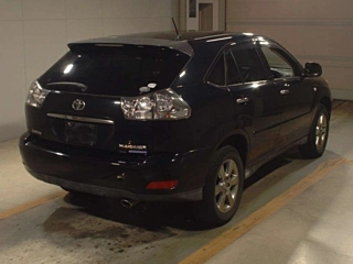 TOYOTA HARRIER 2010