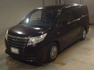 TOYOTA NOAH 2014