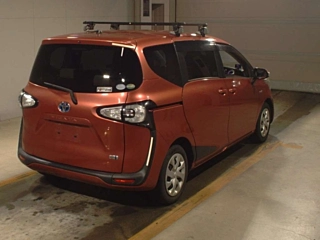 TOYOTA SIENTA 2018