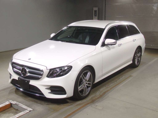 MERCEDES BENZ E CLASS WAGON 2016