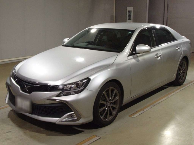 TOYOTA MARK X 2017