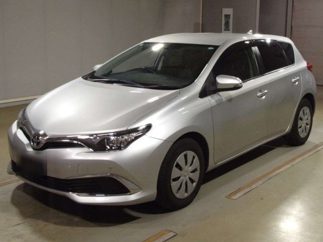 TOYOTA AURIS 2017