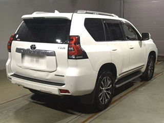 TOYOTA LAND CRUISER PRADO 2021