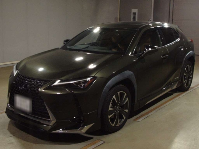 LEXUS UX 2020