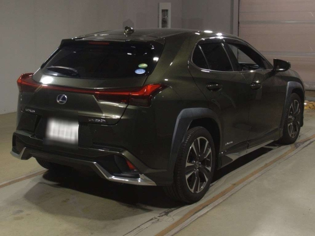 LEXUS UX 2020