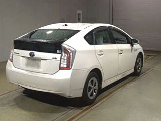 TOYOTA PRIUS 2013