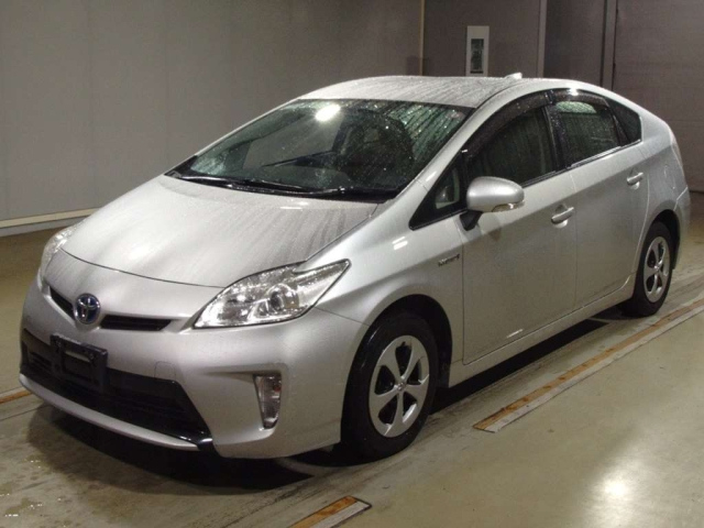 TOYOTA PRIUS 2012