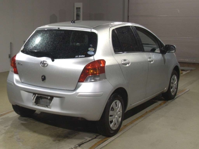 TOYOTA VITZ 2009