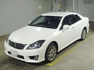 TOYOTA CROWN 2010