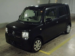 TOYOTA PIXIS SPACE 2015