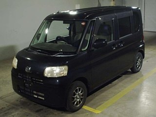 DAIHATSU TANTO 2010