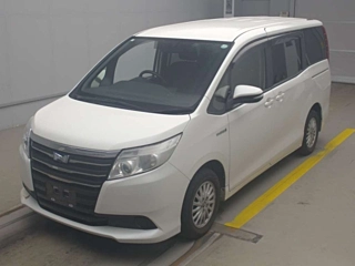 TOYOTA NOAH 2014