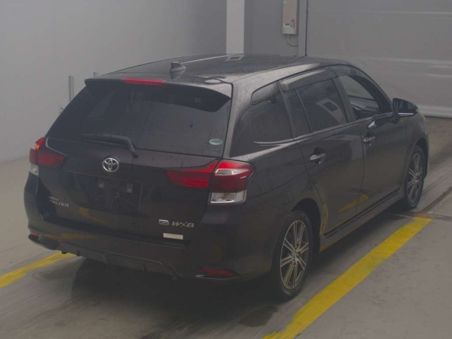 TOYOTA COROLLA FIELDER 2017