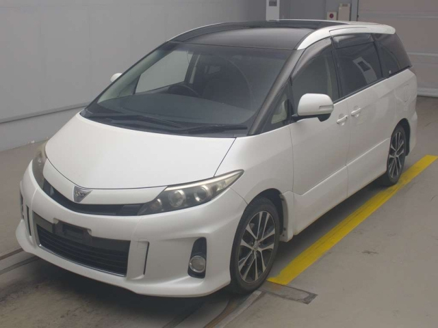 TOYOTA ESTIMA 2013