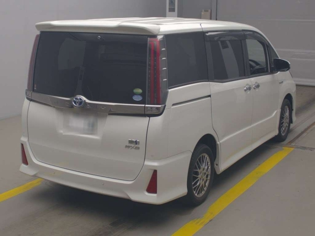 TOYOTA NOAH 2019
