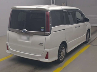 TOYOTA NOAH 2019