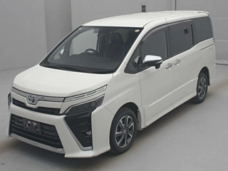 TOYOTA VOXY 2021