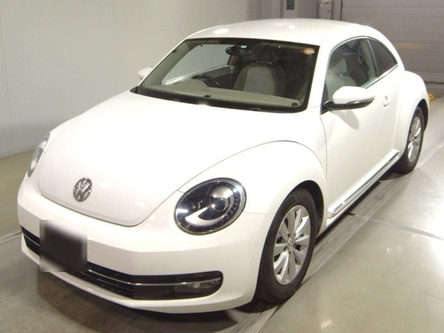 VOLKSWAGEN THE BEETLE 2013