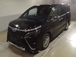 TOYOTA VOXY 2020