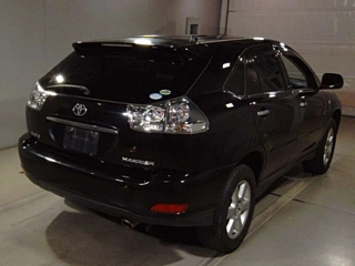 TOYOTA HARRIER 2010