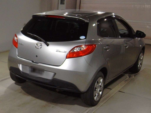 MAZDA DEMIO 2012