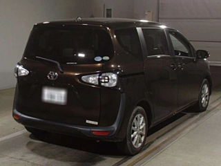 TOYOTA SIENTA 2017