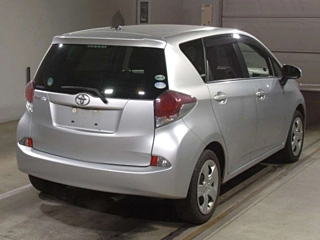 TOYOTA RACTIS 2015