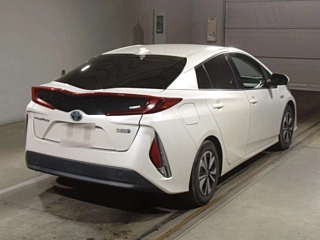 TOYOTA PRIUS PHV 2019