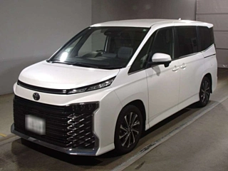 TOYOTA VOXY 2024