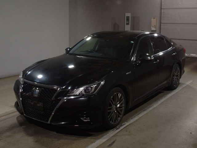 TOYOTA CROWN 2017