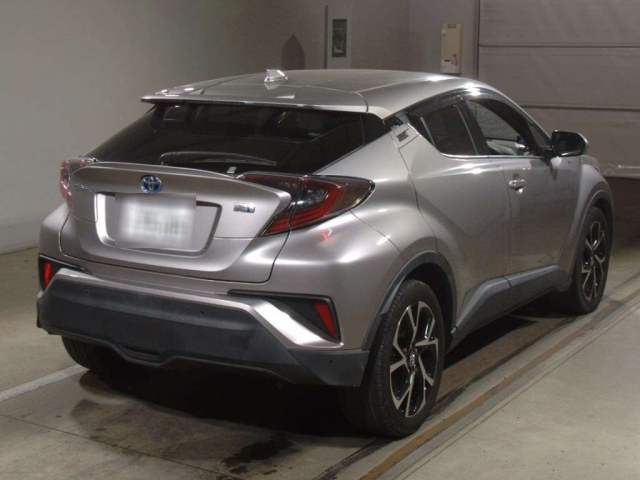 TOYOTA C-HR 2017