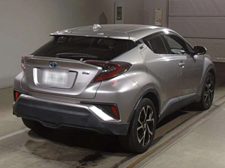 TOYOTA C-HR 2017