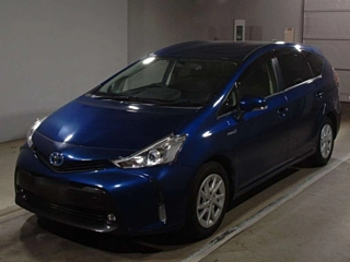 TOYOTA PRIUS ALPHA 2015
