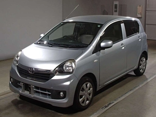 TOYOTA PIXIS EPOCH 2015