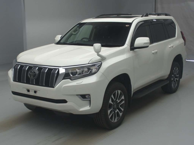 TOYOTA LAND CRUISER PRADO 2021