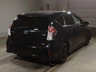 TOYOTA PRIUS ALPHA 2016