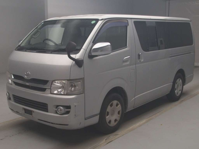 TOYOTA HIACE VAN 2008