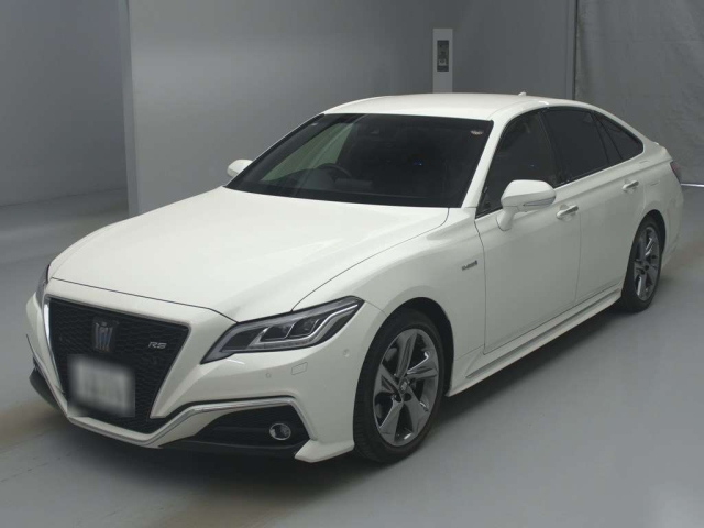 TOYOTA CROWN 2018