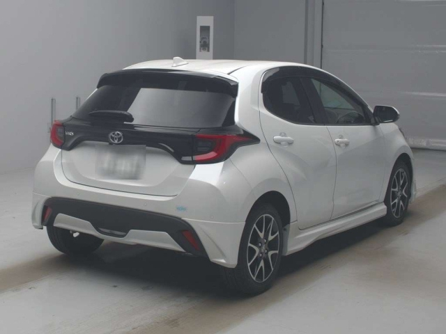 TOYOTA YARIS 2024