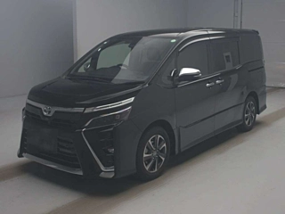 TOYOTA VOXY 2020