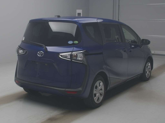 TOYOTA SIENTA 2021