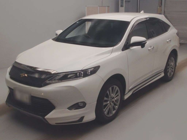 TOYOTA HARRIER 2017