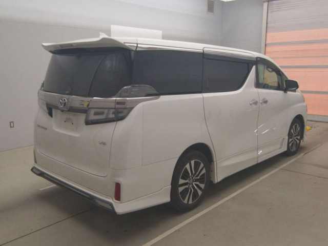 TOYOTA VELLFIRE 2018