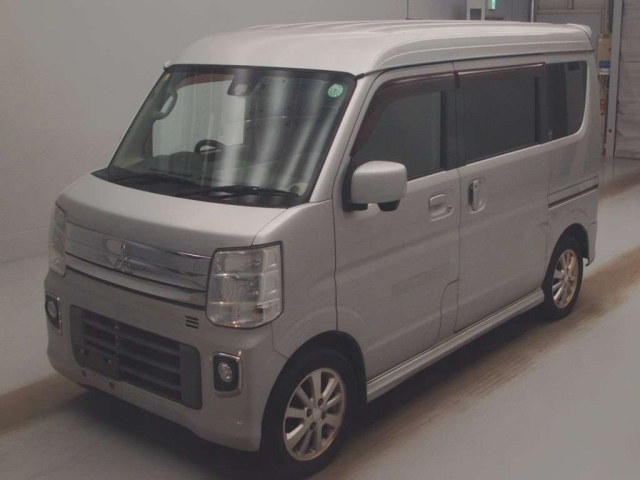 MITSUBISHI TOWNBOX 2016