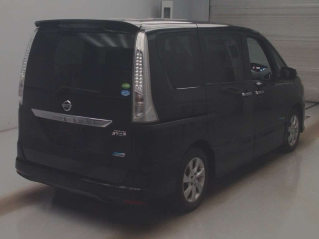 NISSAN SERENA 2013