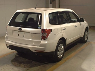 SUBARU FORESTER 2010