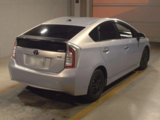TOYOTA PRIUS 2012