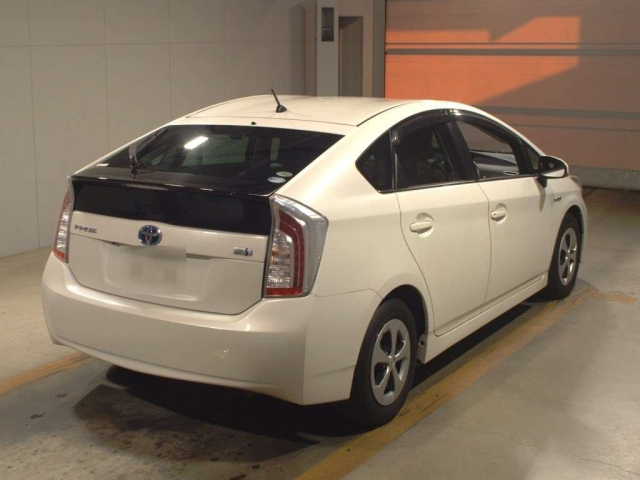 TOYOTA PRIUS 2014