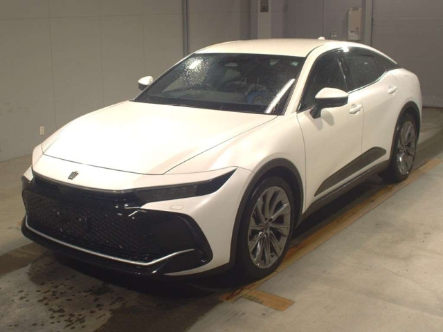 TOYOTA CROWN CROSSOVER 2024